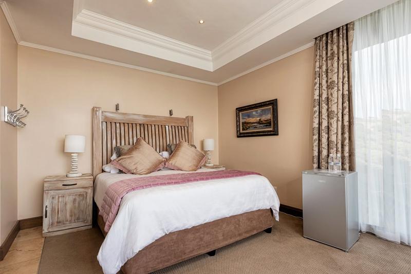 6 Bedroom Property for Sale in Pinnacle Point Golf Estate Western Cape